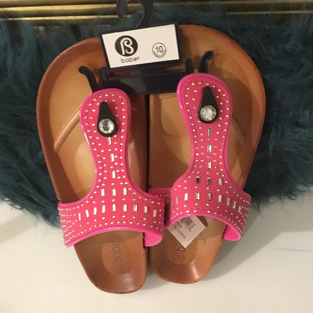 NOT FOR SALE 
SANDALS - Picture 5 of 6